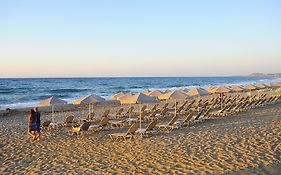 Maravel Sky Hotel & Apartments